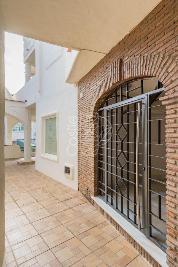 Апартаменти Malaga Benalmadena Puerto Marina Playa Vacacional Luxury Екстер'єр фото